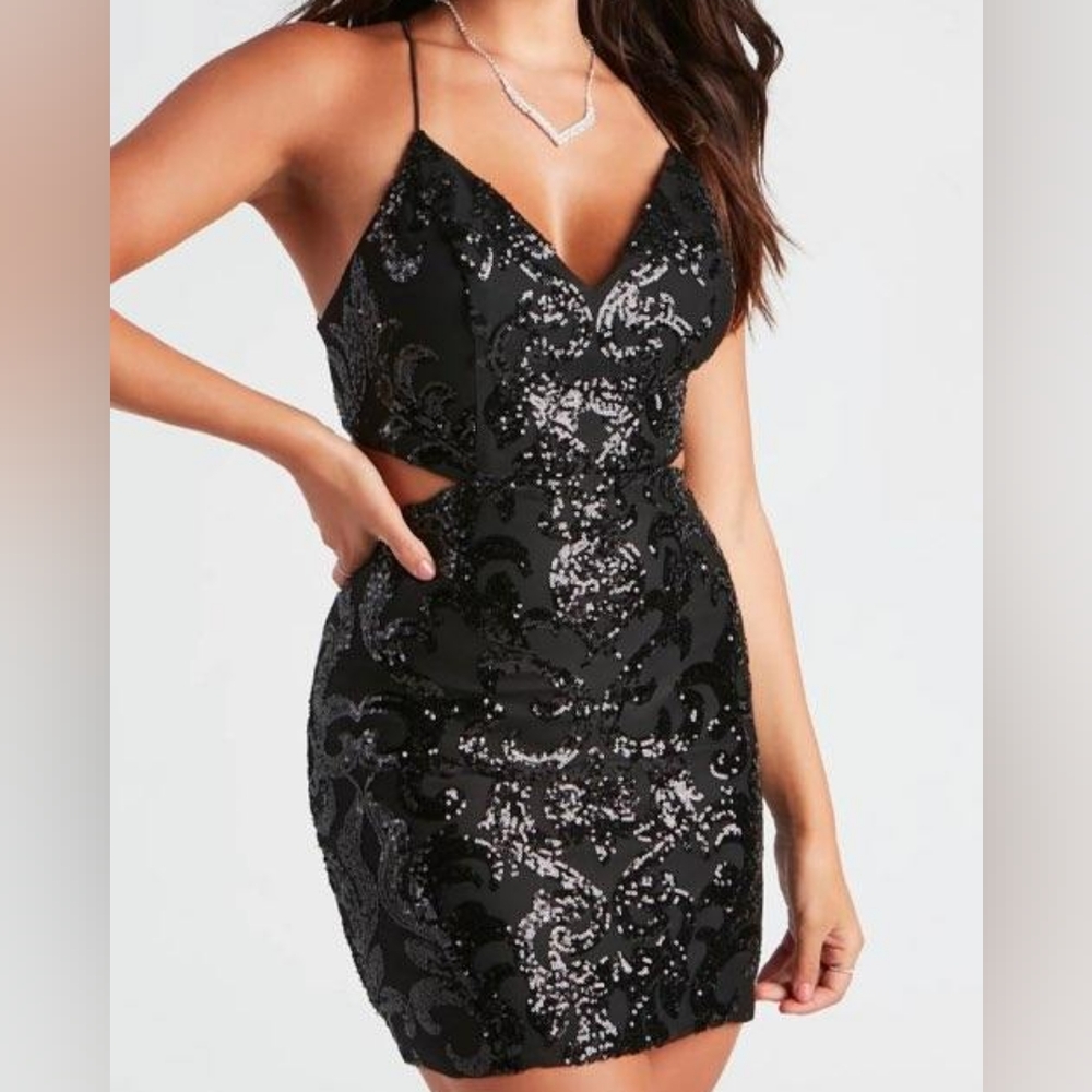 Cure Black Prom dress